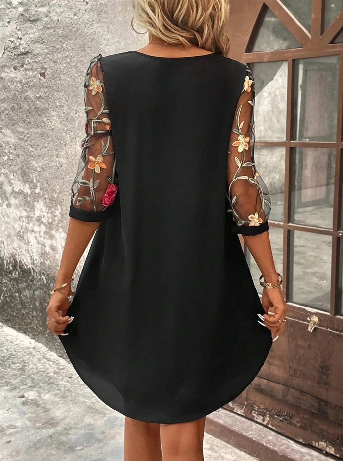 Valérie - Robe Élégante Manches Dentelle