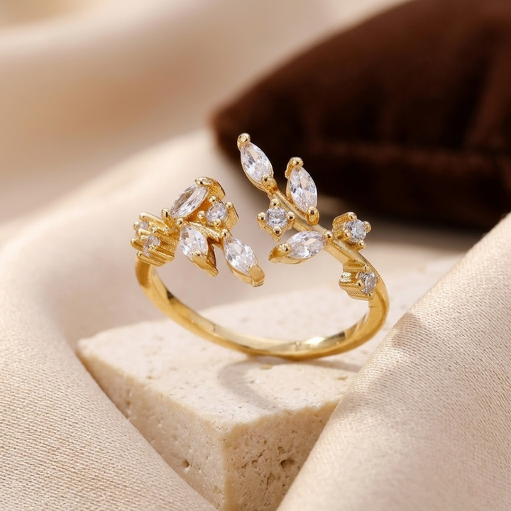 Bague en Or à Feuille Ouverte — Doumira
