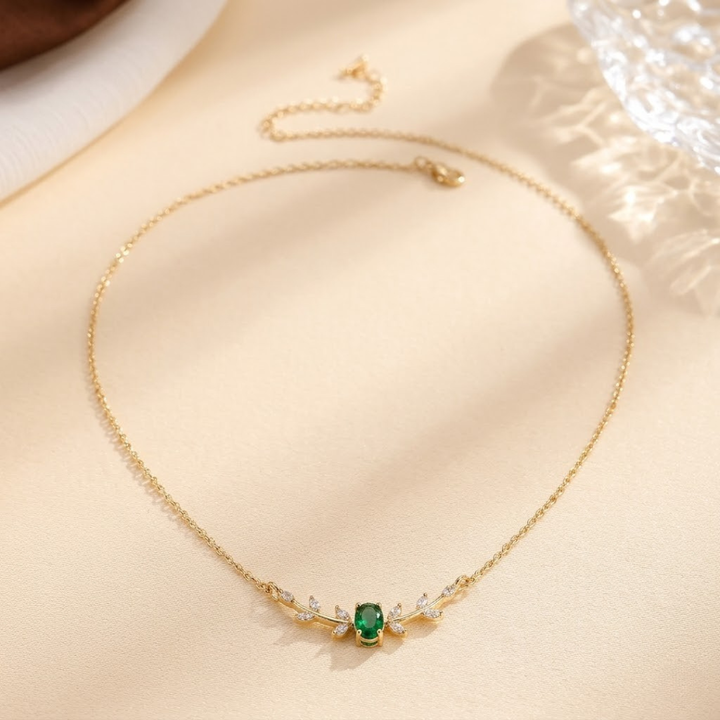 Collier Minimaliste en Or et Émeraude — Doumira