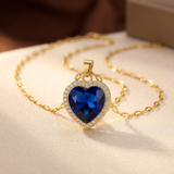 Collier en cœur de saphir doré — Doumira