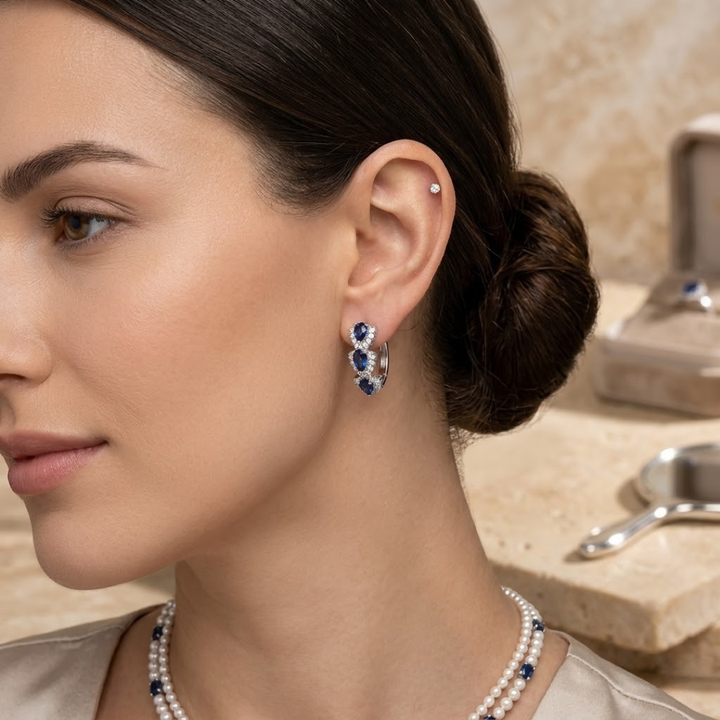 Boucles d'oreilles créoles en saphir argenté — Doumira