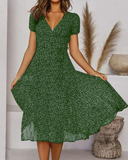 Thérèse - Robe En Mousseline Avec Imprimé Floral Et Col En V Élégant