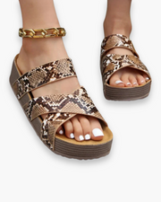 Sandales Plates Croisées pour Femme | Respirantes et Souples
