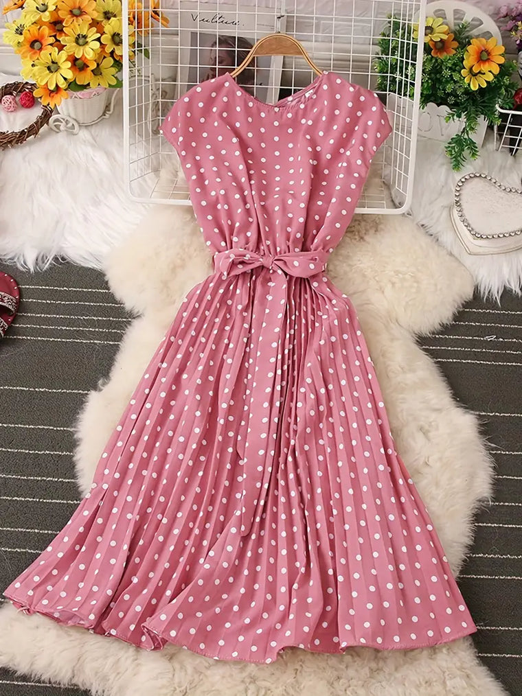 Gisèle - Robe Plissée Décontractée À Pois Pour Un Look Chic