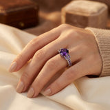 Bague en argent avec améthyste et pierres latérales — Doumira