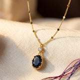Collier Pendante Ovale en Or et Saphir — Doumira