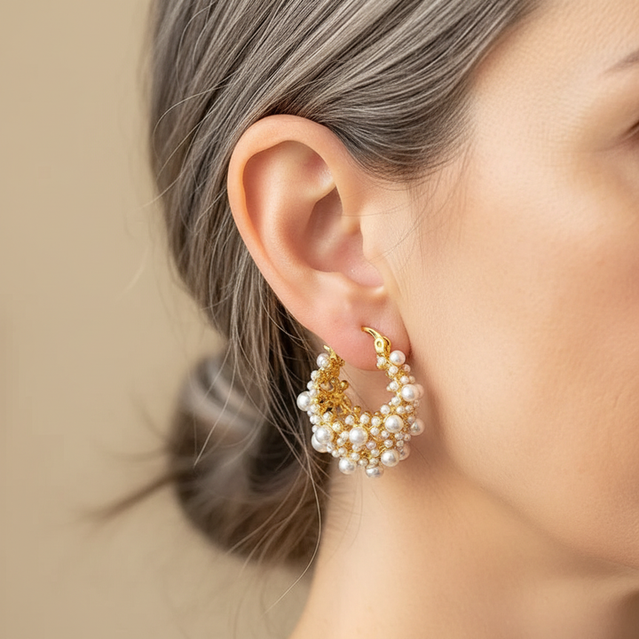 Boucles d'oreilles en or au design vintage avec perles — Doumira