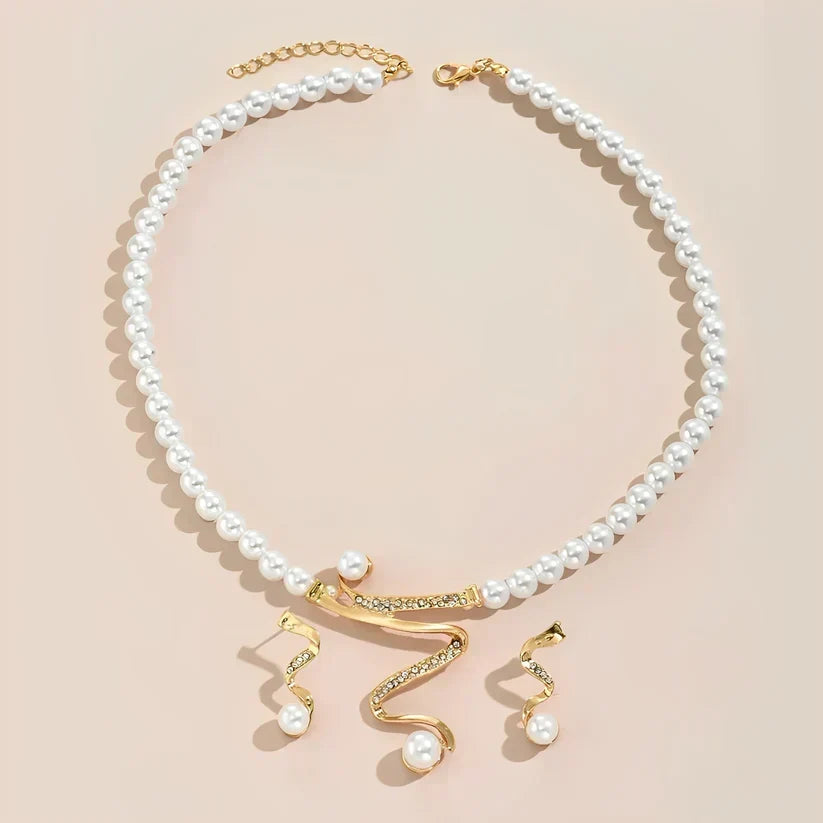 Ensemble cadeau en perles naturelles : collier et boucles d'oreilles — Doumira