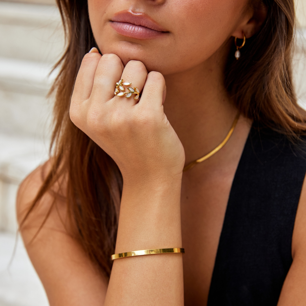 Bague Motif Feuille d'Or — Doumira