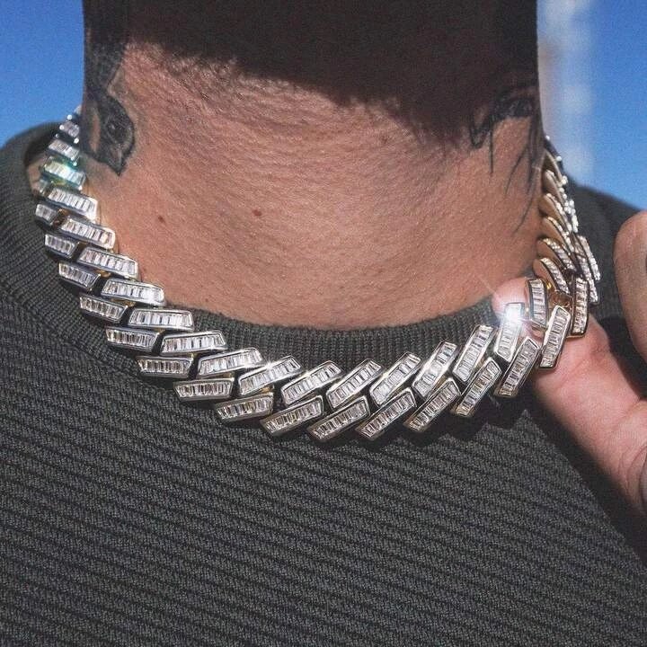 Collier hip hop — Doumira
