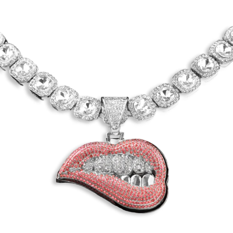 Collier streetwear — Doumira