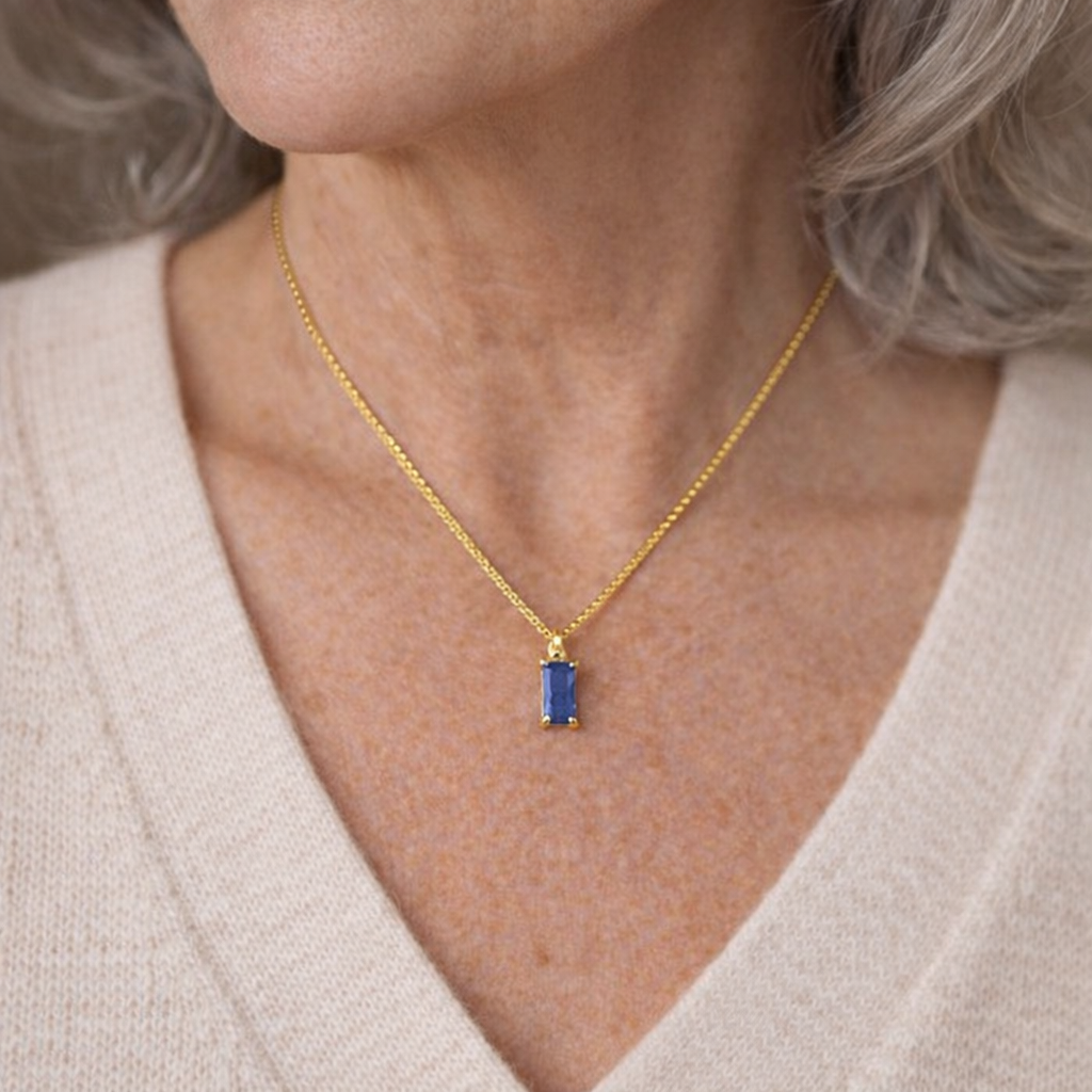 Collier Pendentif Saphir Minimaliste — Doumira
