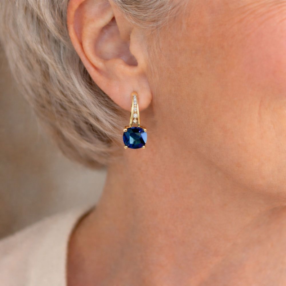 Boucles d'oreilles créoles en pierre saphir mystique — Doumira