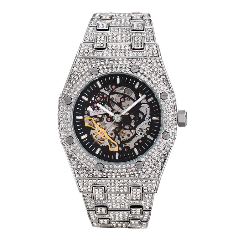 Montre noire glacée