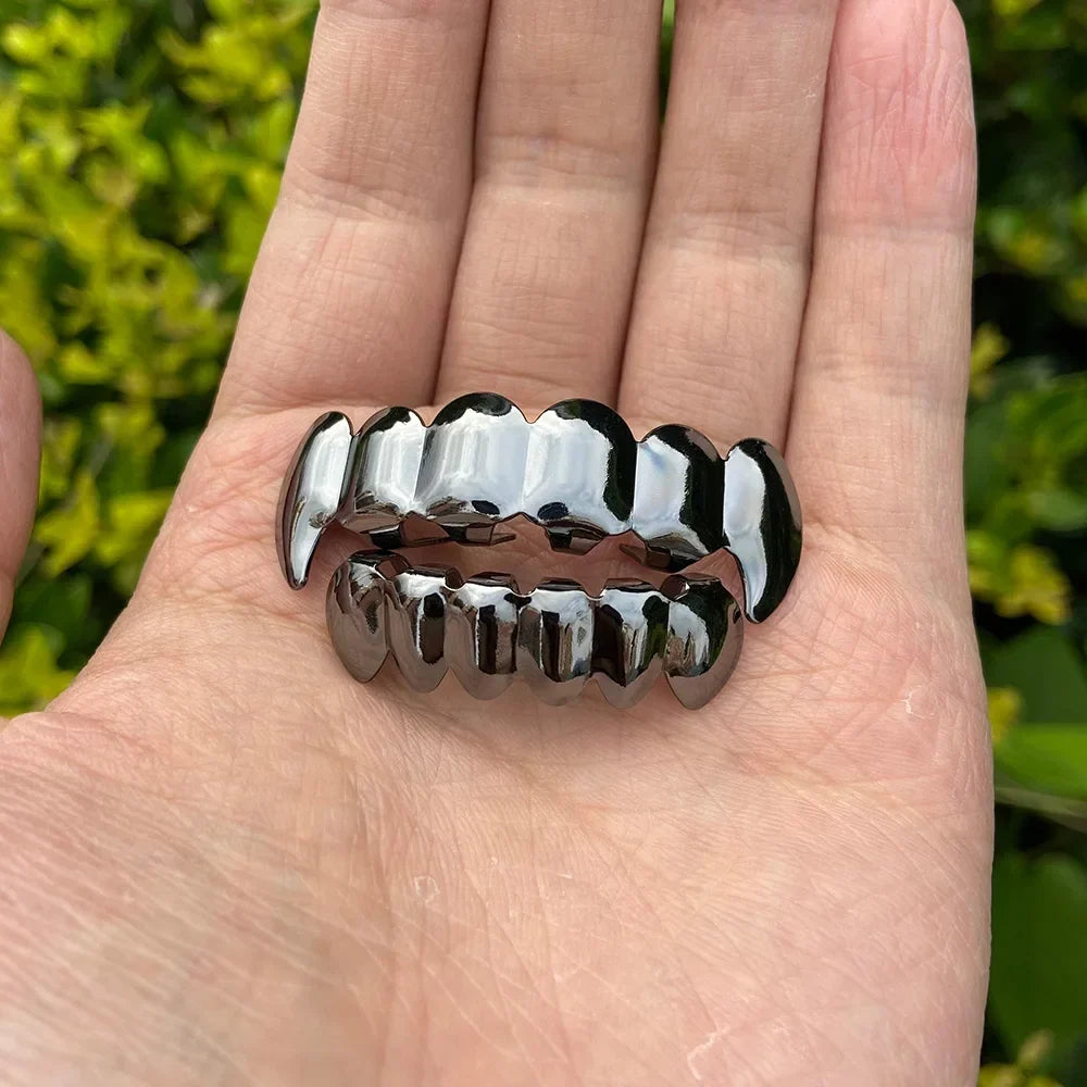 Black grillz — Doumira