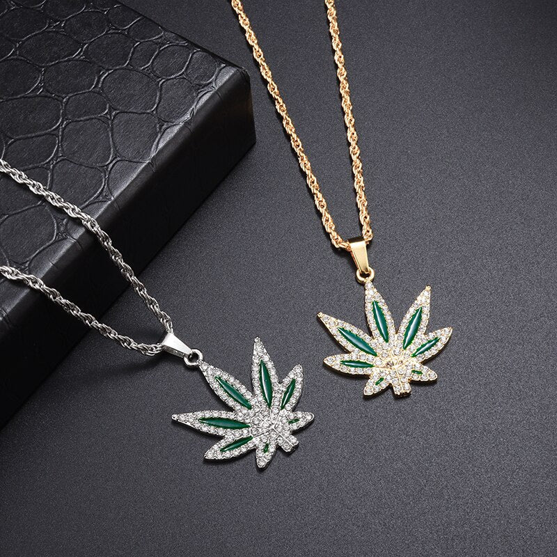Collier Weed — Doumira