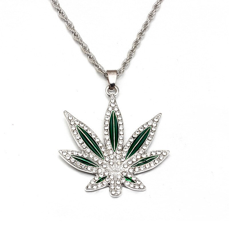 Collier Weed — Doumira