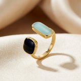 Bague ouverte en or à deux pierres — Doumira