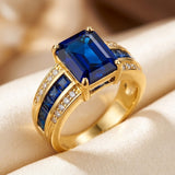 Bague en Or avec Saphir Taillée en Carré — Doumira