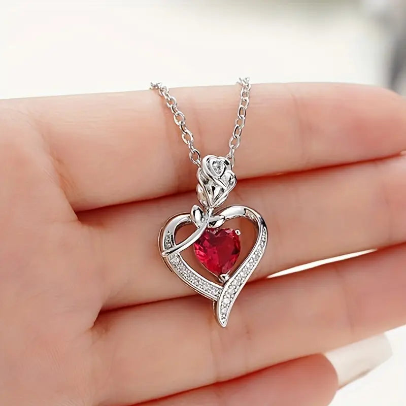 Collier Pendentif Cœur en Rubis Argenté — Doumira