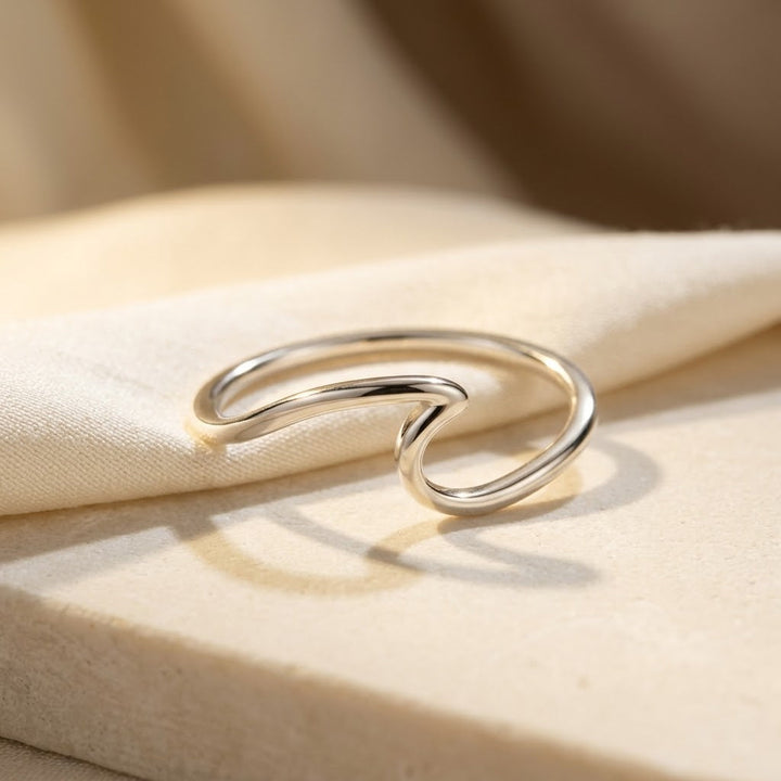Bague Ouverte Minimaliste en Argent — Doumira
