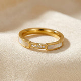 Bague en Or Incrustée — Doumira
