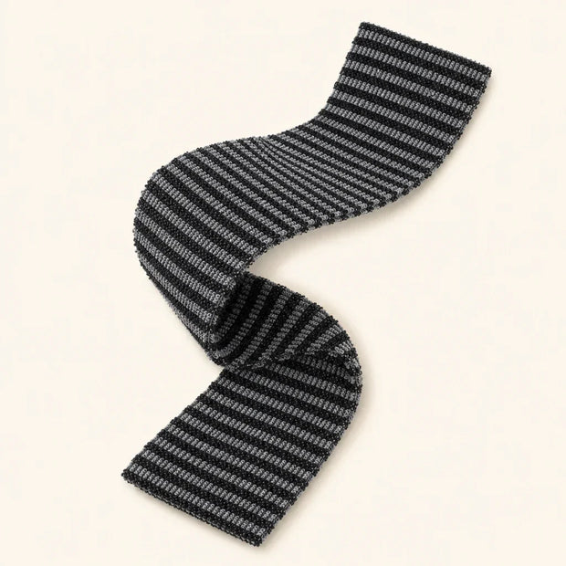 Long gant japonais exfoliant noir pour le dos