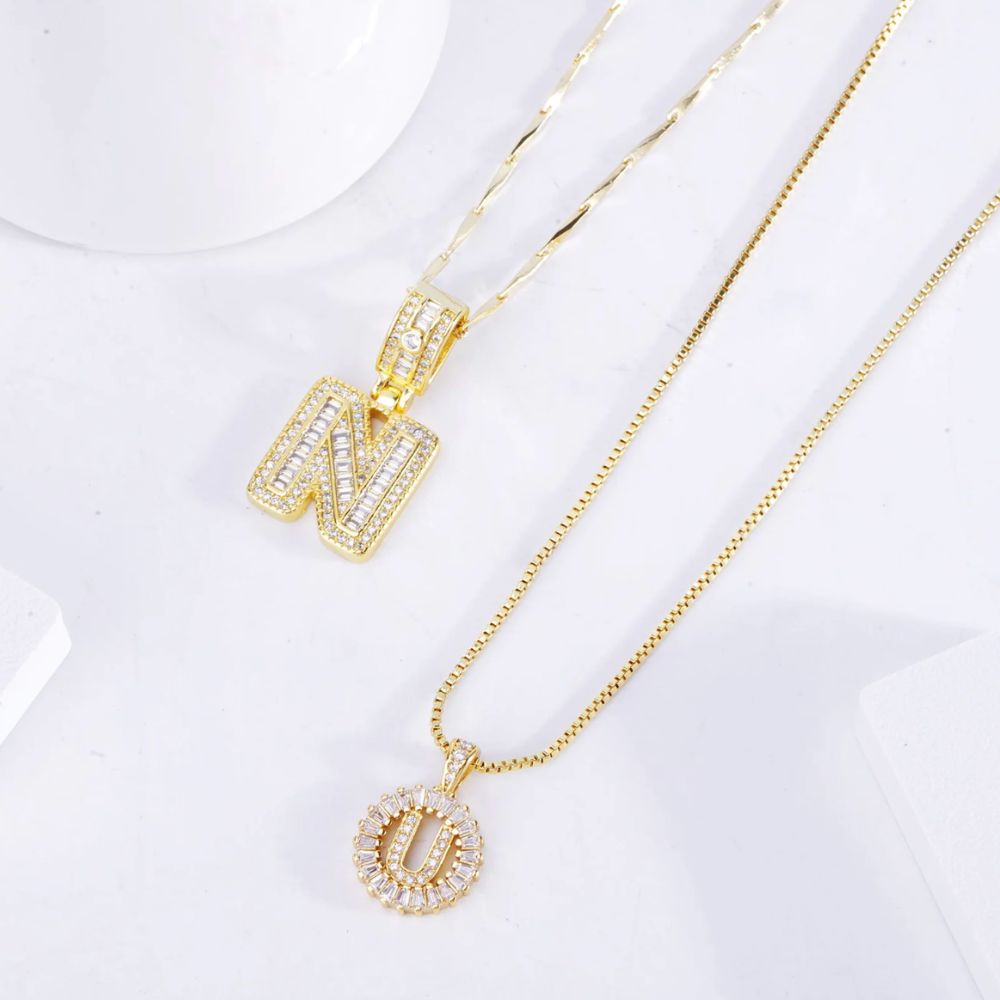Collier Initial en Pave — Doumira