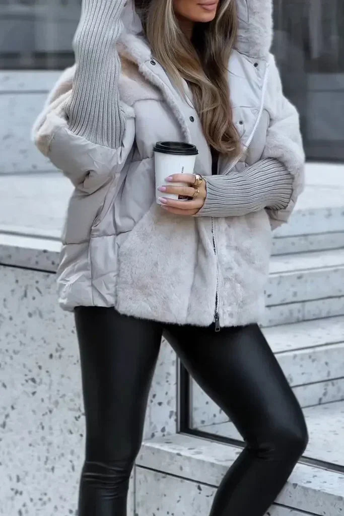 Camille – Doudoune d’hiver femme avec col en fourrure et grande capuche